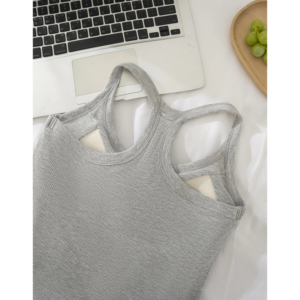 🔥Last Day 45% OFF-🧘‍♀️ Women's Ribbed Built-In Bra Tank Top